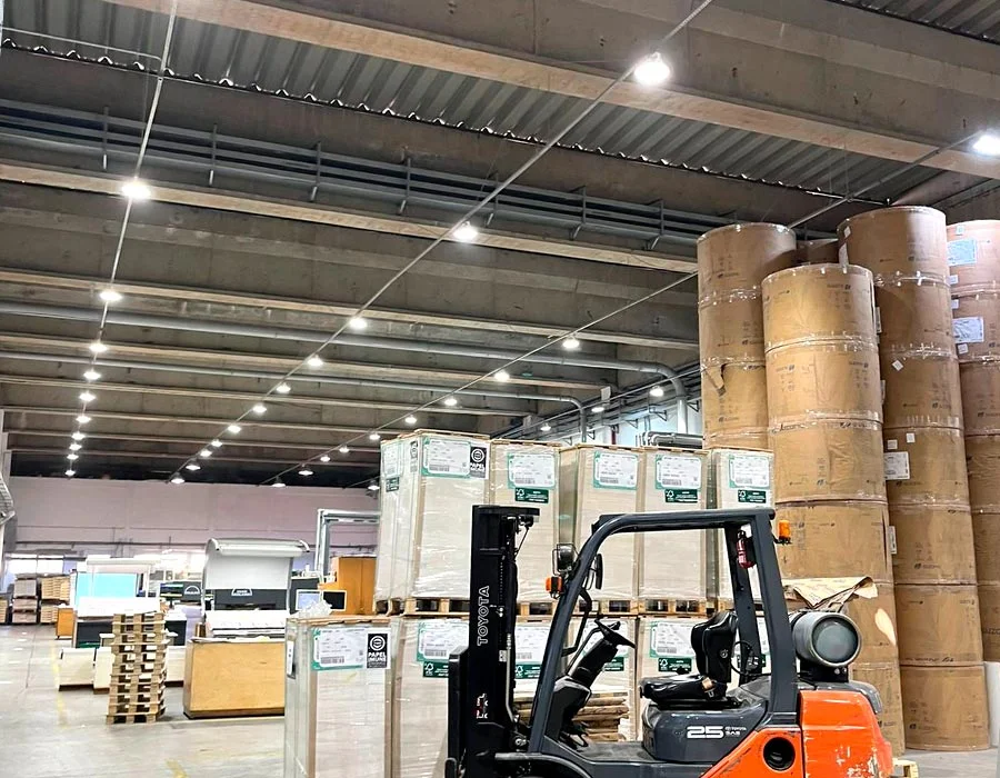 iluminação led gráfica Centro Paulus de produção