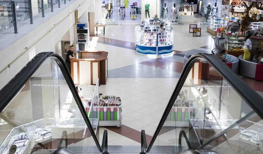 Iluminação LED para Shoppings: Qual a importância e o que considerar em um projeto.