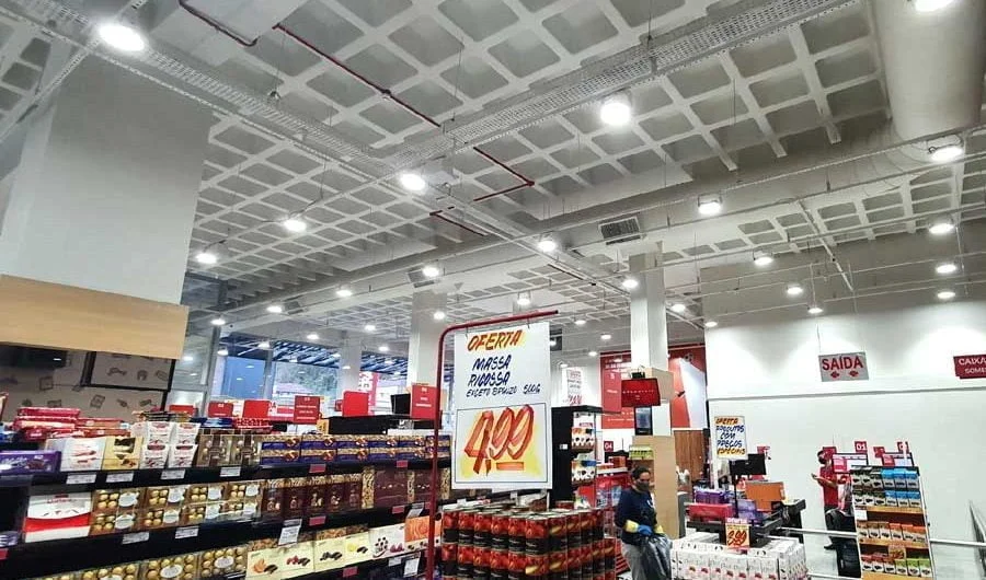 Iluminação para supermercados, confira como ela deve ser feita!