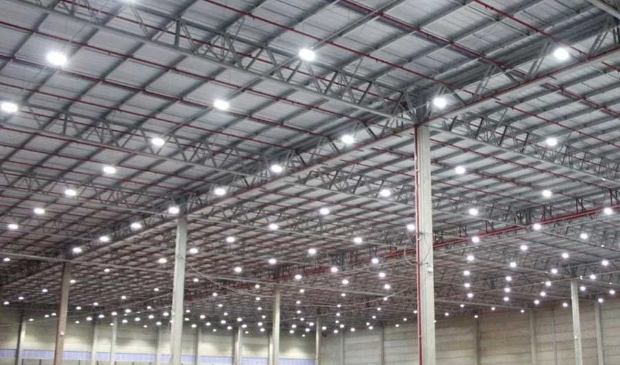 7 vantagens da luminária industrial High Bay LED para empresas