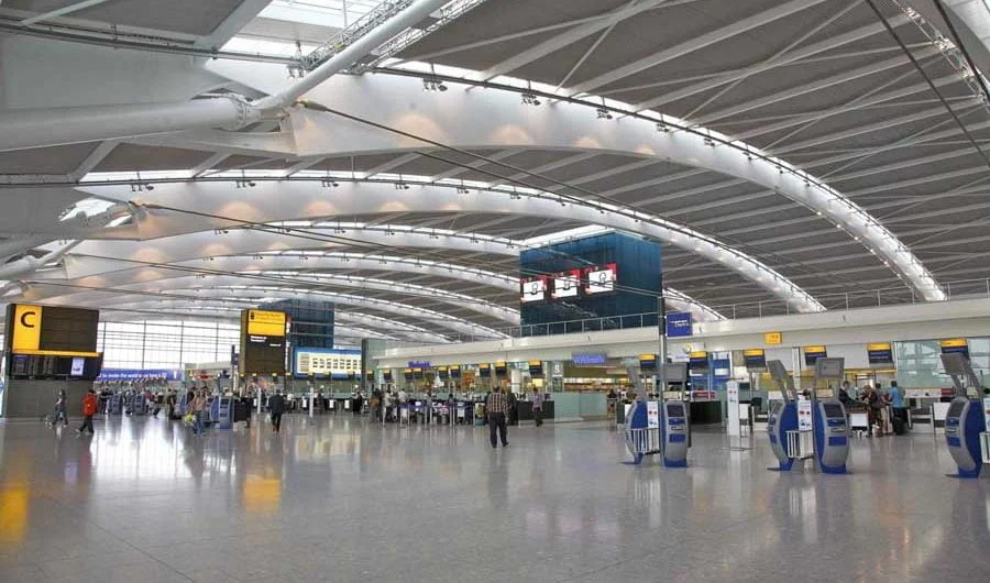 Normas de Iluminação para Aeroportos: 5 Pontos Principais